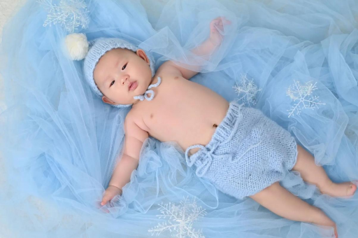 如东宝宝间歇性斜视